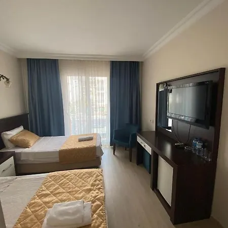 Theluna 3* Antalya