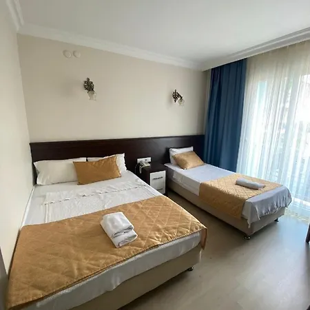 Theluna 3* Antalya