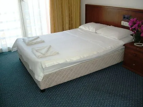 Hotel Theluna 3*
